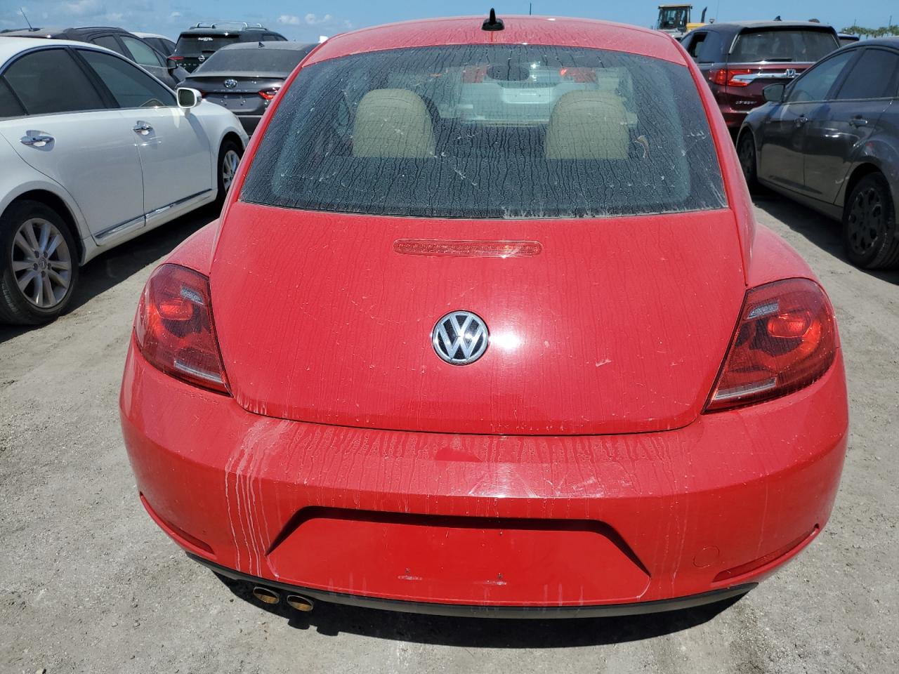 2014 Volkswagen Beetle VIN 3VWJX7AT4EM607425 Copart auction photo, water/flood damage thumbnail 6