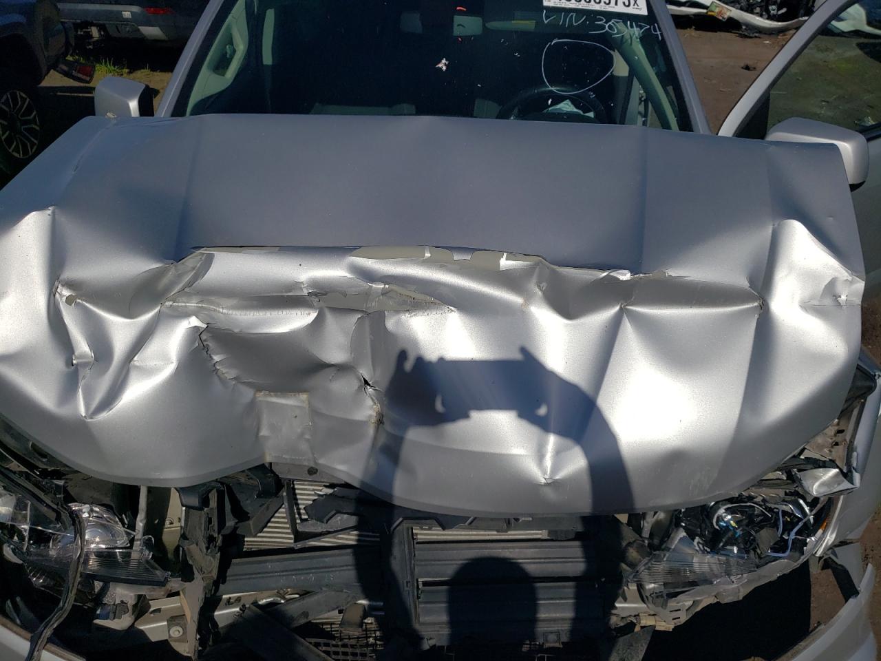 2018 Chevrolet Colorado VIN 1GCGTCEN2J1305474 Copart auction photo, front end damage thumbnail 11