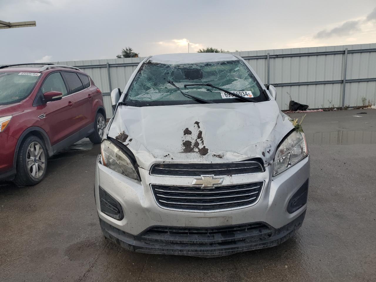 2016 Chevrolet Trax VIN 3GNCJKSBXGL268658 Copart auction photo, all over damage thumbnail 5