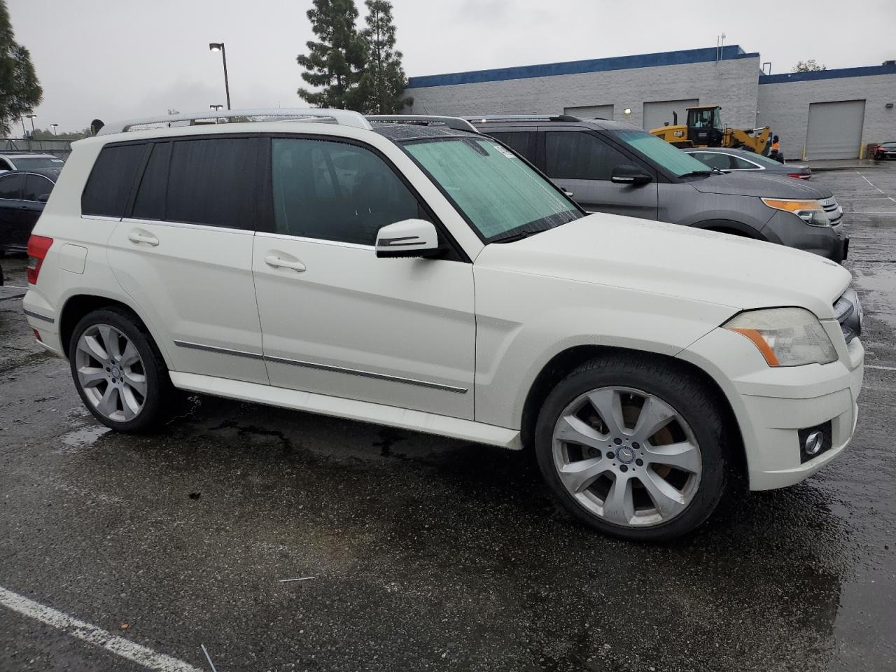 2010 Mercedes-Benz GLK-klasse VIN WDCGG5GB2AF401542 Copart auction photo, minor dent/scratches damage thumbnail 4
