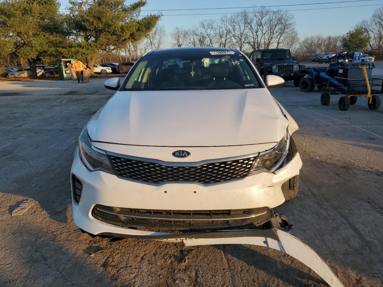 2018 KIA Optima VIN 5XXGT4L35JG188131 Copart auction photo, all over damage thumbnail 5