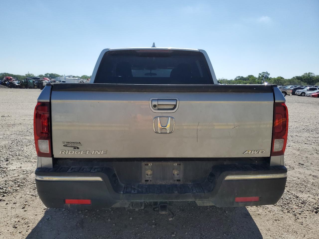 2019 Honda Ridgeline VIN 5FPYK3F15KB049138 Copart auction photo, front end / minor dent/scratches damage thumbnail 6
