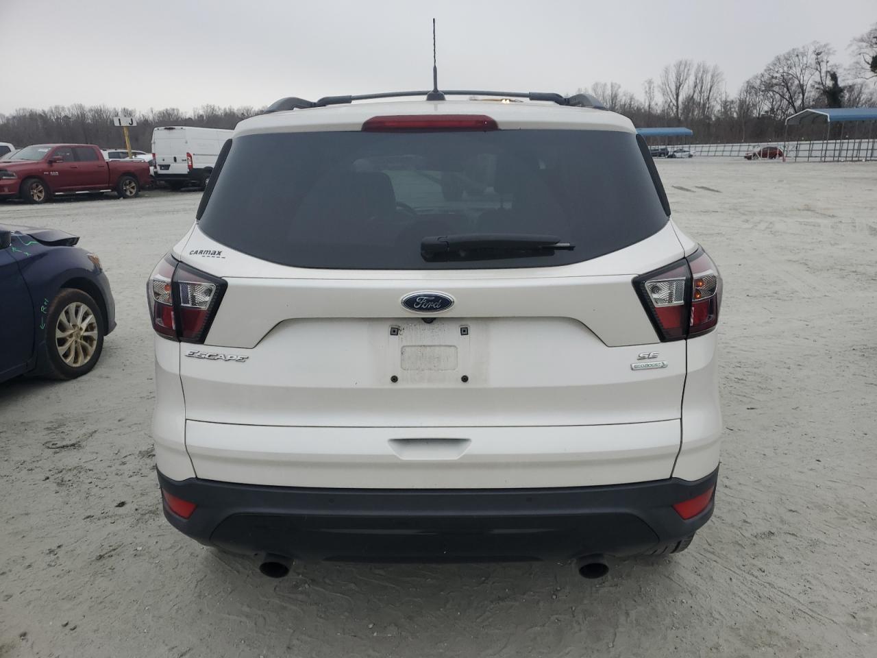 2017 Ford Escape VIN 1FMCU0GD3HUE52776 Copart auction photo, front end damage thumbnail 6