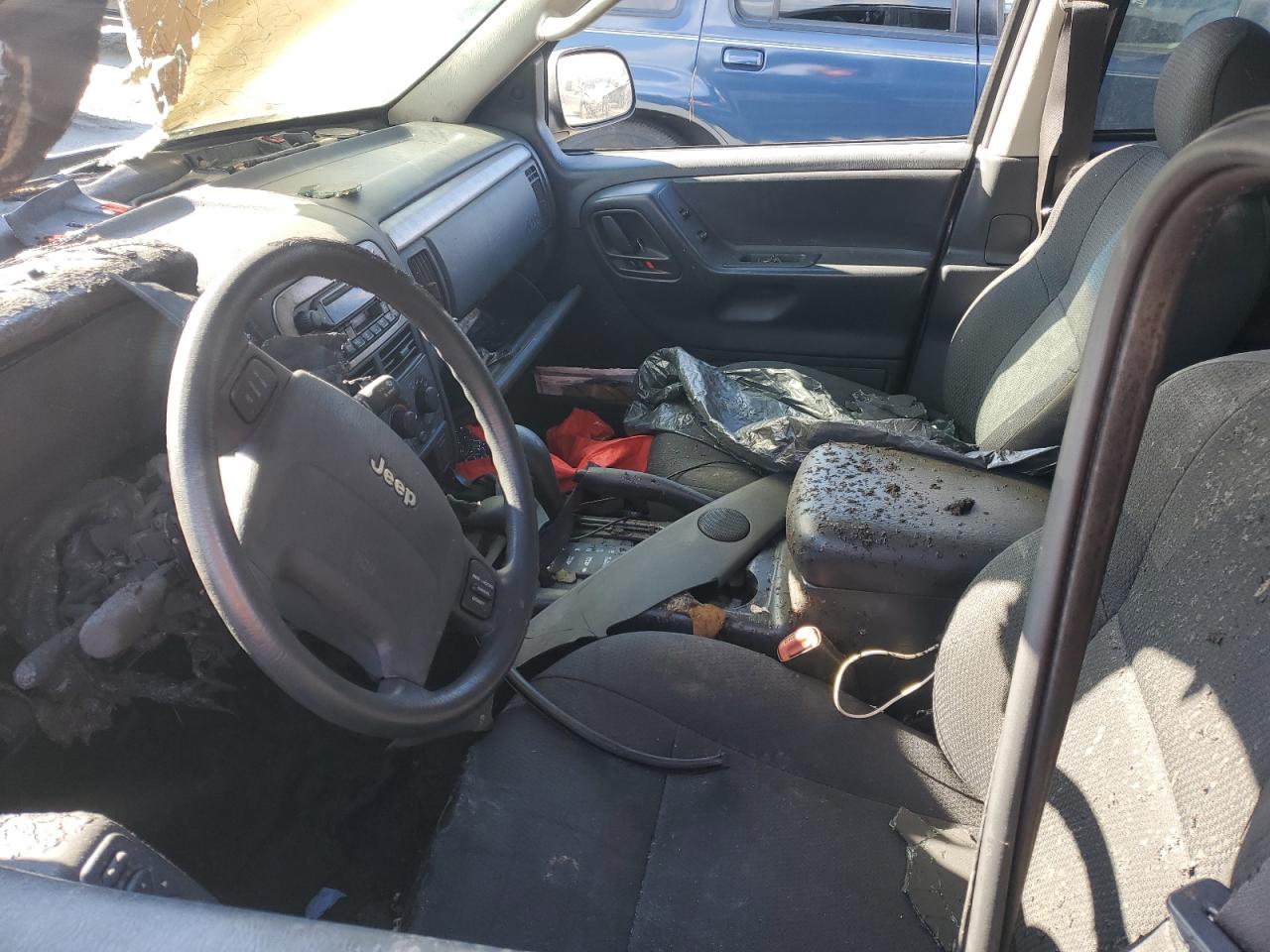2004 Jeep Grand Cherokee VIN 1J4GW48S34C159782 Copart auction photo, burn - engine damage thumbnail 7