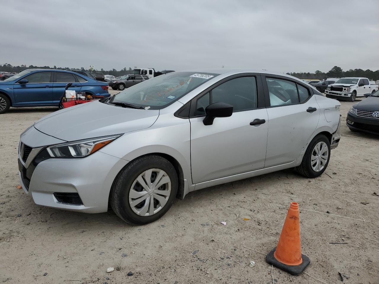 2020 Nissan Versa VIN 3N1CN8DV8LL828732