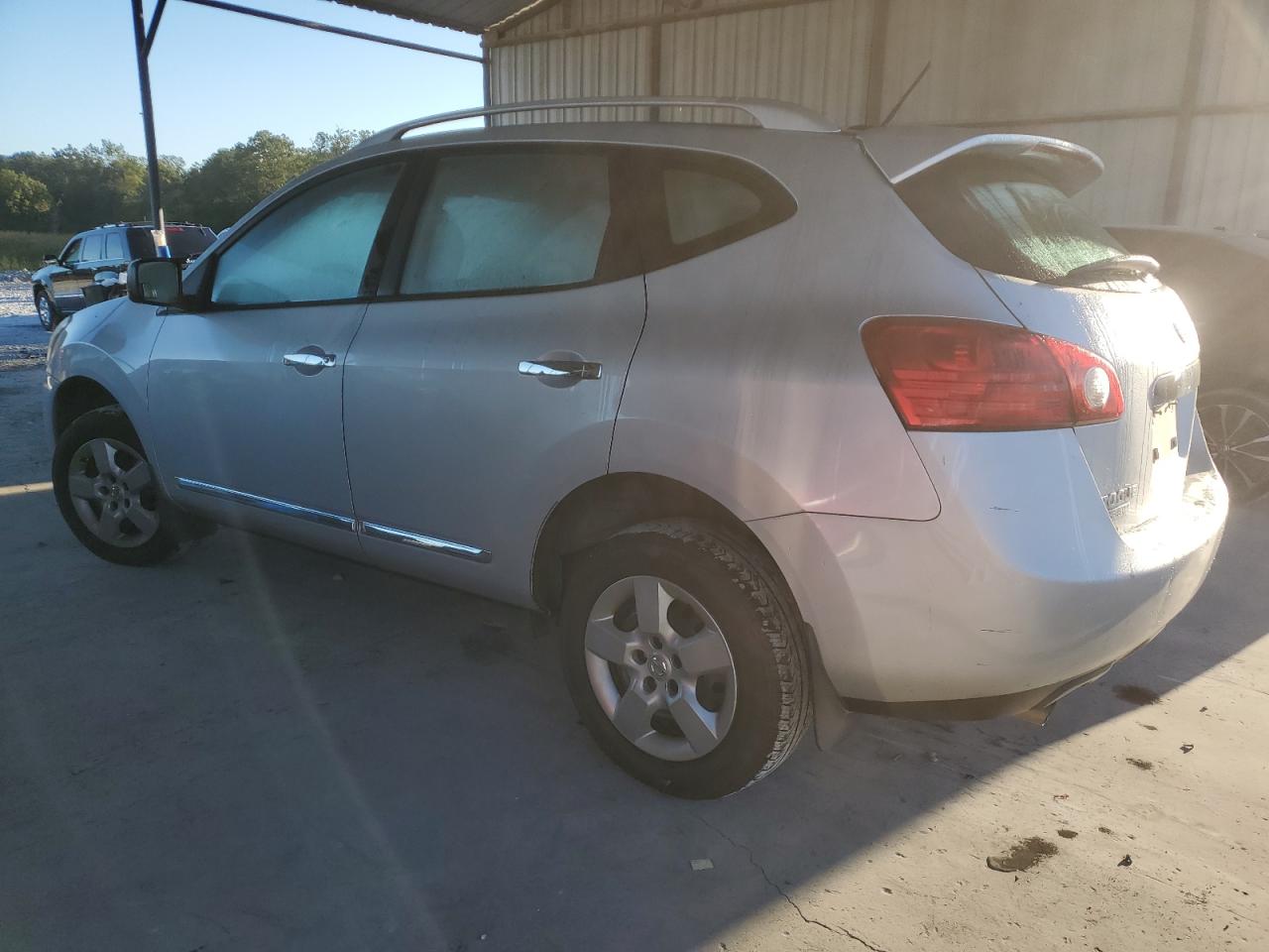 2015 Nissan Rogue VIN JN8AS5MT2FW665928 Copart auction photo, minor dent/scratches damage thumbnail 2
