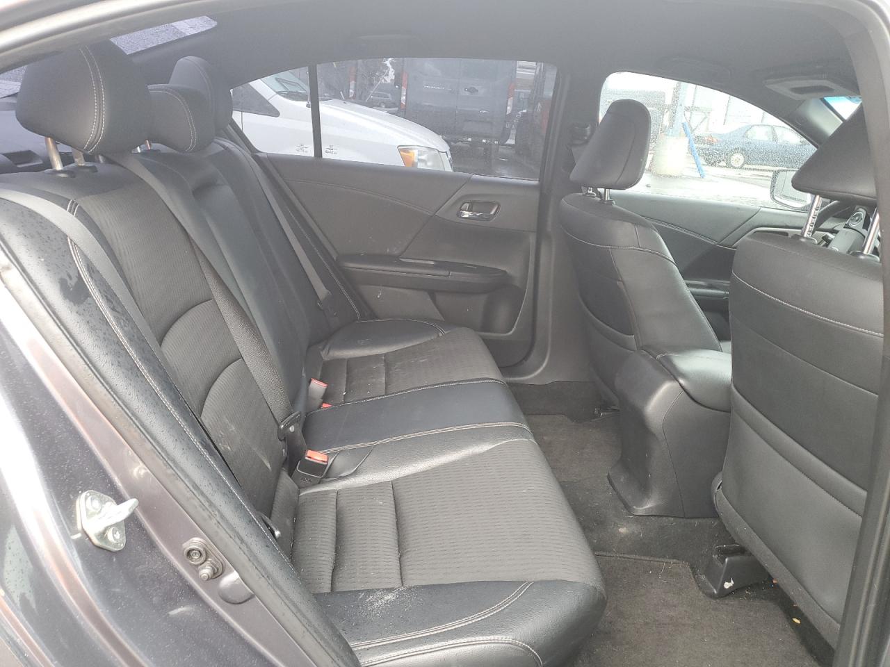 2017 Honda Accord VIN 1HGCR2F52HA052299 Copart auction photo, front end / side damage thumbnail 10