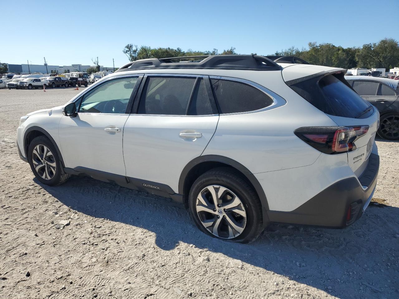2020 Subaru Outback VIN 4S4BTALC1L3213873 Copart auction photo, side damage thumbnail 2