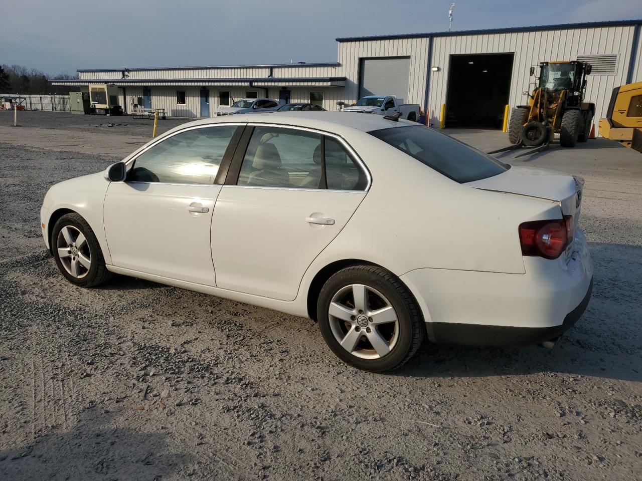 2008 Volkswagen Jetta VIN 3VWRM71K98M166785 Copart auction photo, rear end damage thumbnail 2