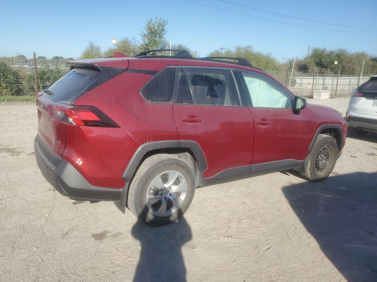 2020 Toyota RAV 4 VIN 2T3H1RFV0LW071786 Copart auction photo, front end / side damage thumbnail 3