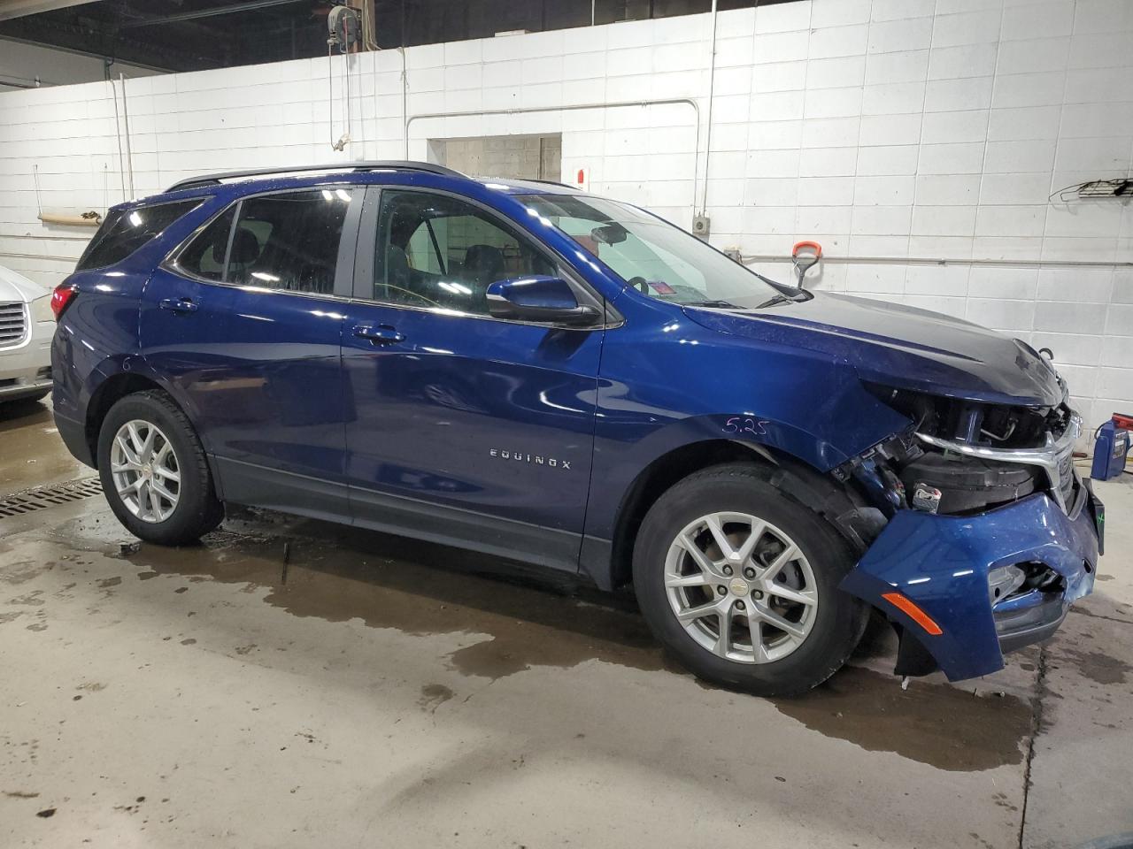 2022 Chevrolet Equinox VIN 3GNAXUEVXNL287411 Copart auction photo, front end damage thumbnail 4