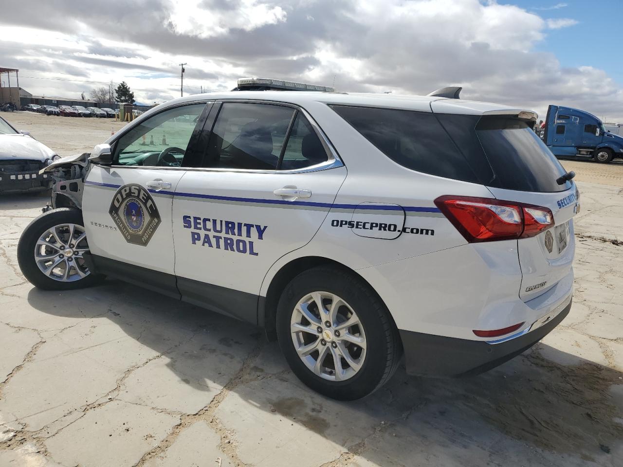 2019 Chevrolet Equinox VIN 2GNAXUEV8K6303427 Copart auction photo, front end / undercarriage damage thumbnail 2