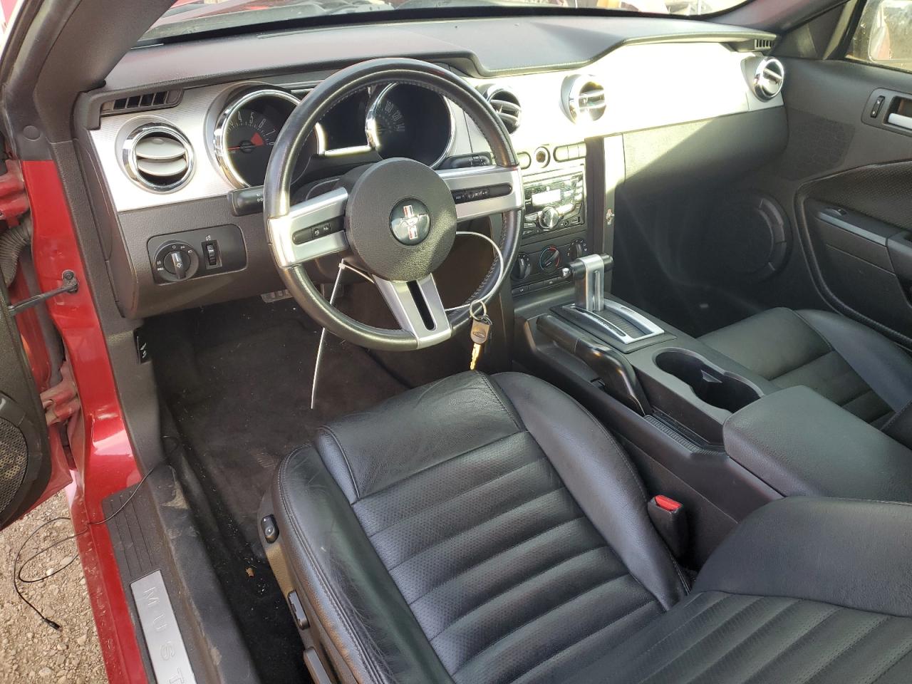 2006 Ford Mustang VIN 1ZVFT82H465239353 Copart auction photo, front end damage thumbnail 8