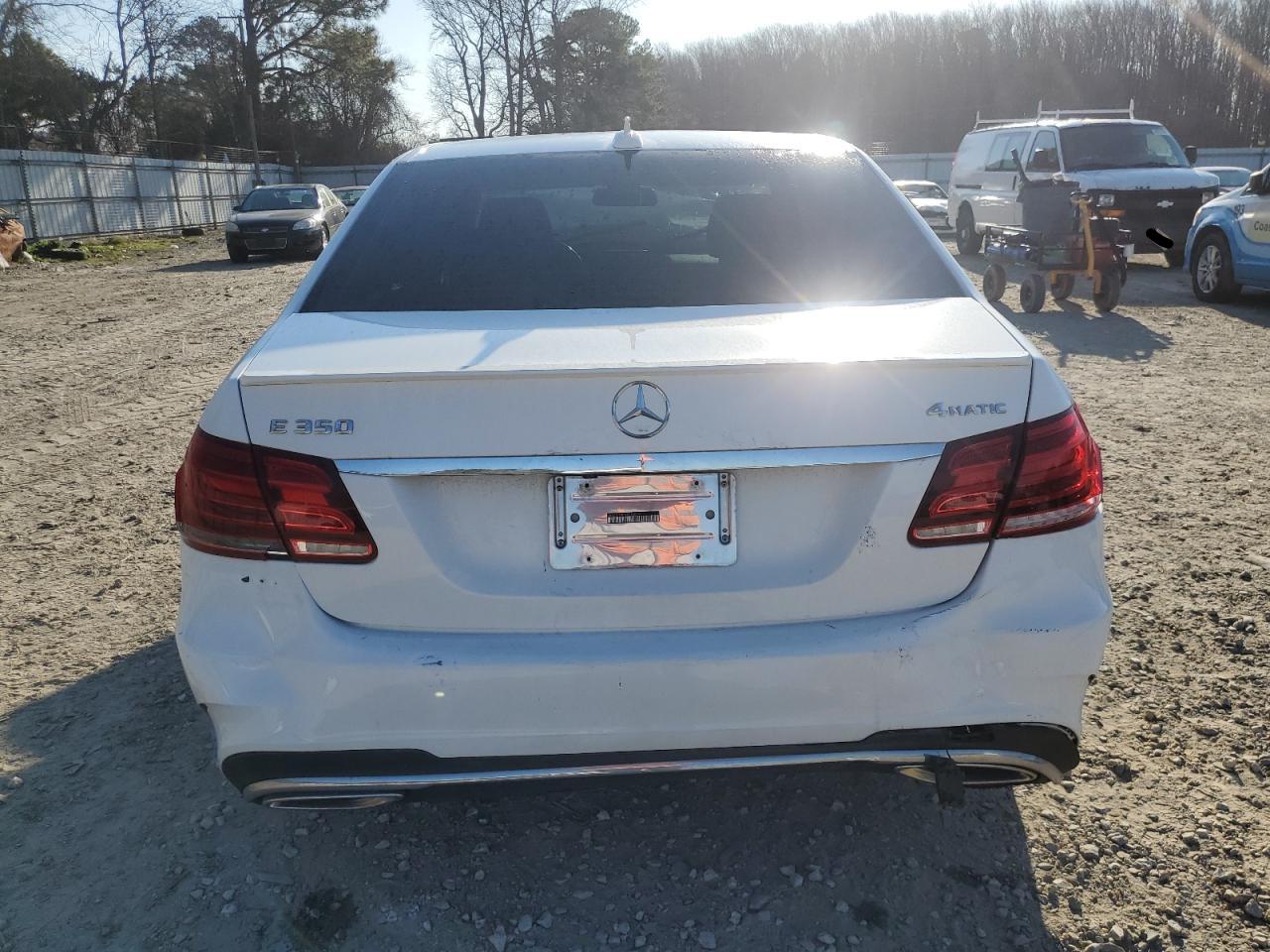 2015 Mercedes-Benz E-klasse VIN WDDHF8JB4FB108236 Copart auction photo, biohazard/chemical / front end damage thumbnail 6