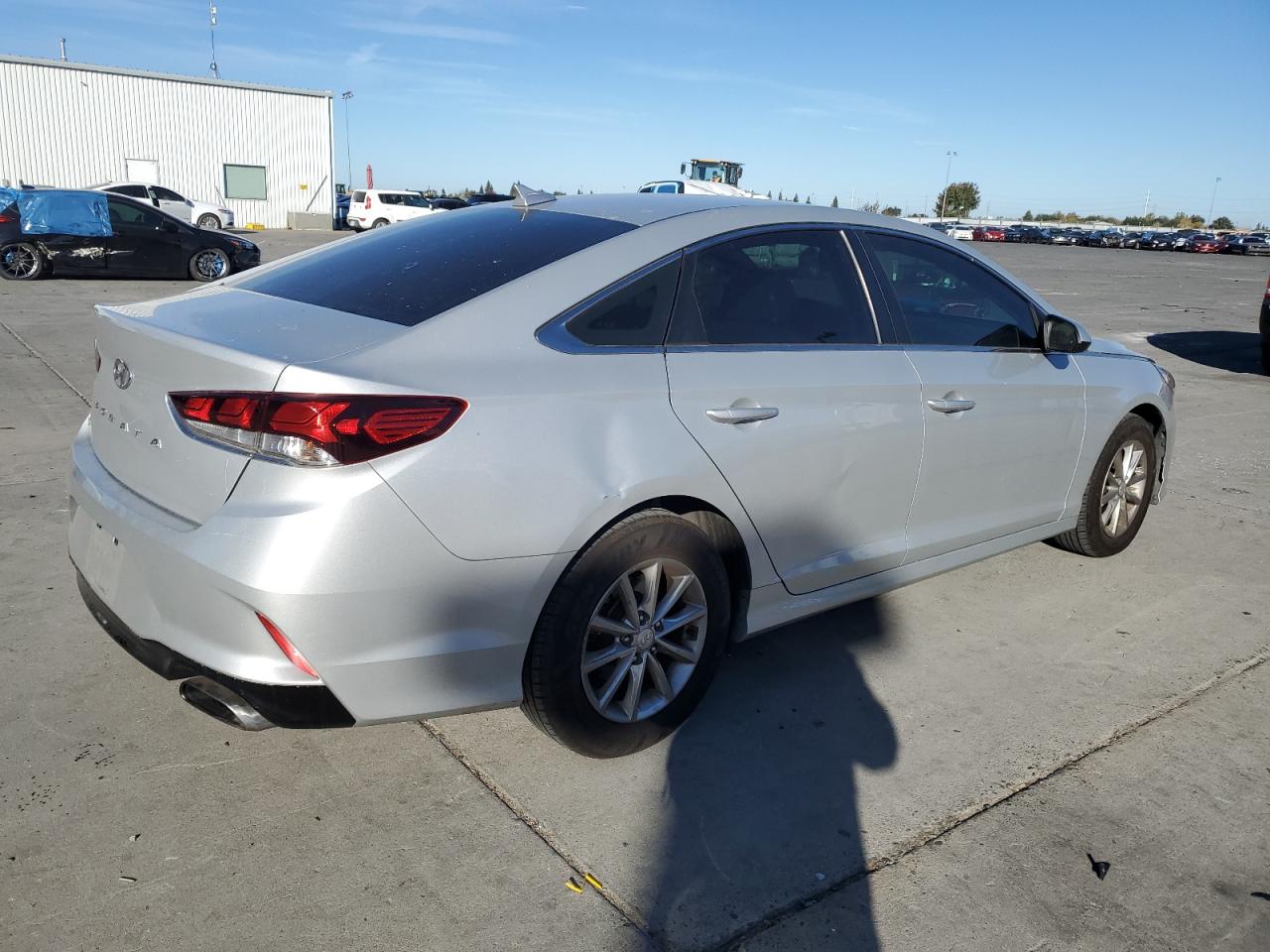 2019 Hyundai Sonata VIN 5NPE24AF5KH800356 Copart auction photo, front end / minor dent/scratches damage thumbnail 3