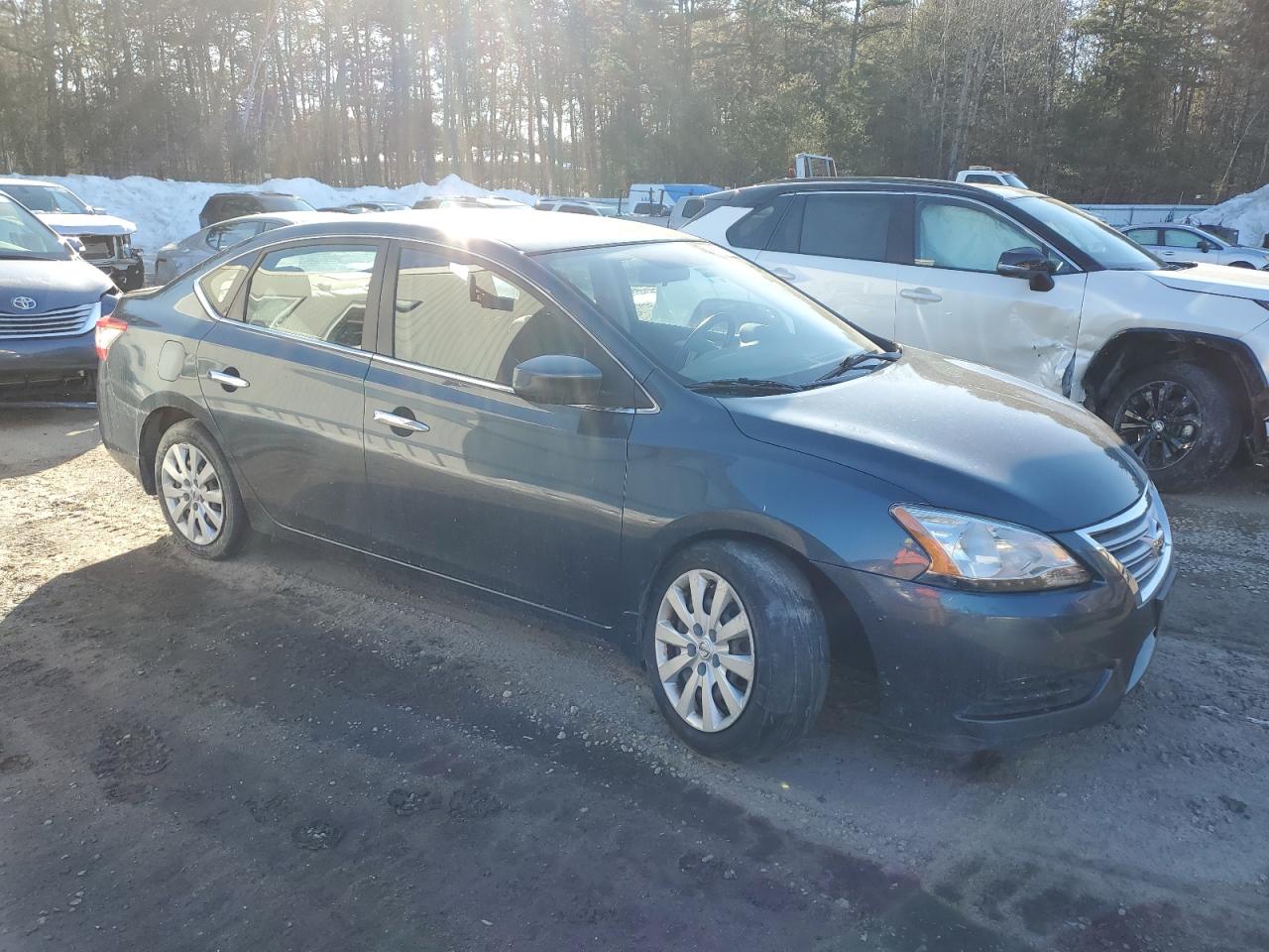 2014 Nissan Sentra VIN 3N1AB7AP7EY210999 Copart auction photo, undercarriage / minor dent/scratches damage thumbnail 4