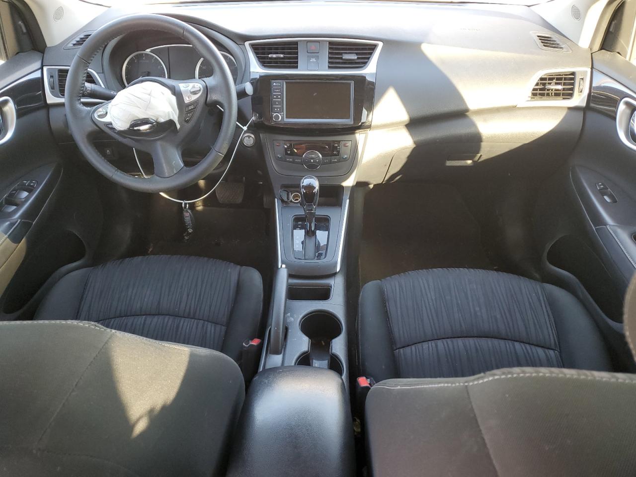 2019 Nissan Sentra VIN 3N1AB7AP0KY323365 Copart auction photo, front end damage thumbnail 8