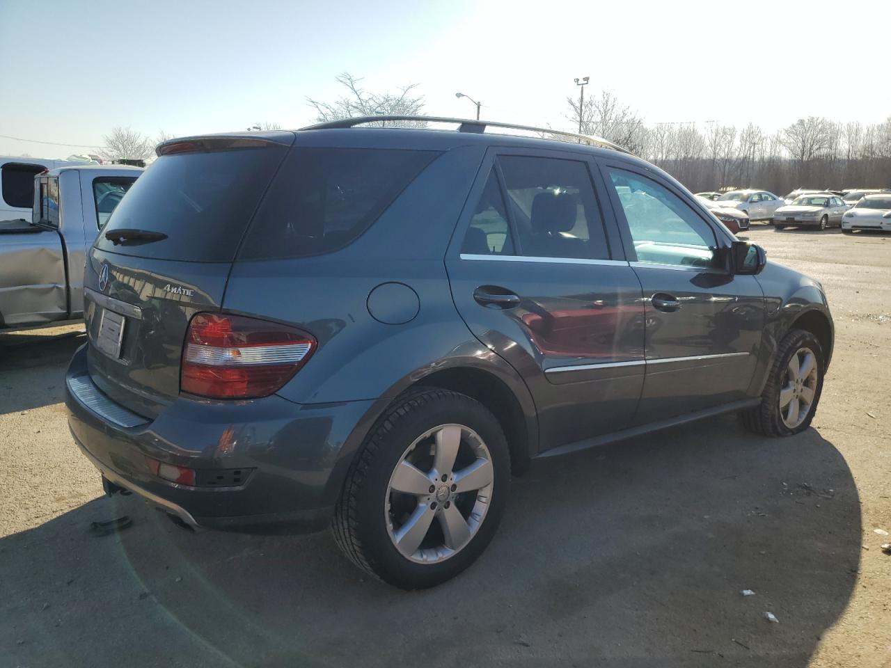 2010 Mercedes-Benz M-klasse VIN 4JGBB8GB4AA596018 Copart auction photo, front end damage thumbnail 3