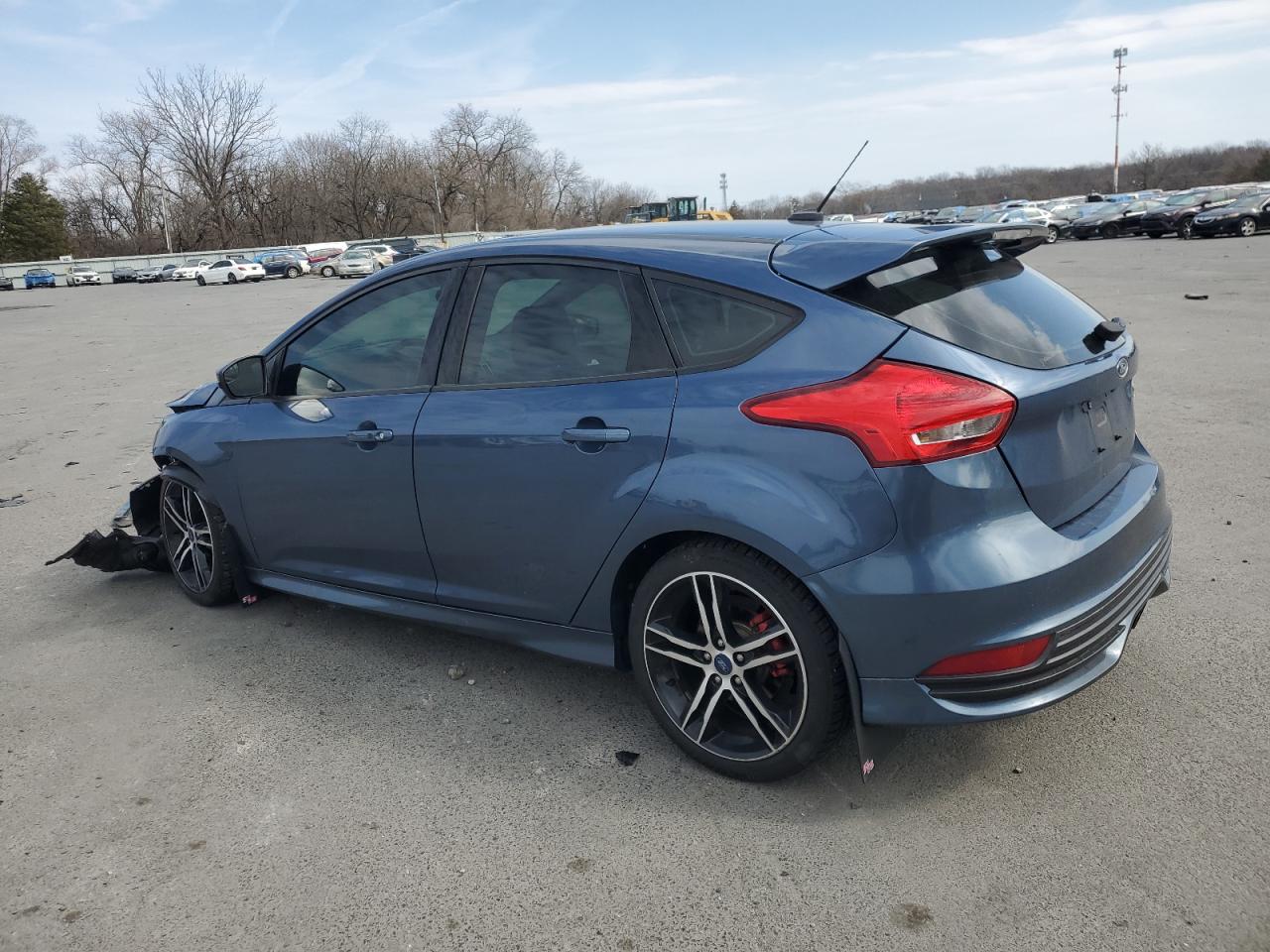 2018 Ford Focus VIN 1FADP3L9XJL208370 Copart auction photo, front end damage thumbnail 2