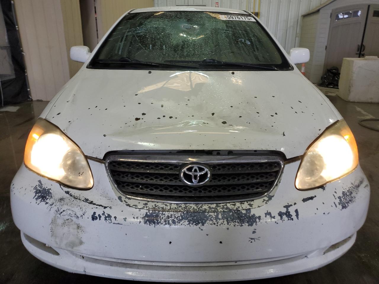 2005 Toyota Corolla VIN 2T1BR32E35C393899 Copart auction photo, front end / rear end damage thumbnail 5