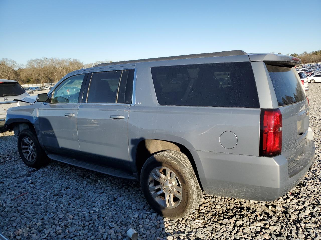 2016 Chevrolet Suburban VIN 1GNSCHKC1GR192905 Copart auction photo, front end damage thumbnail 2