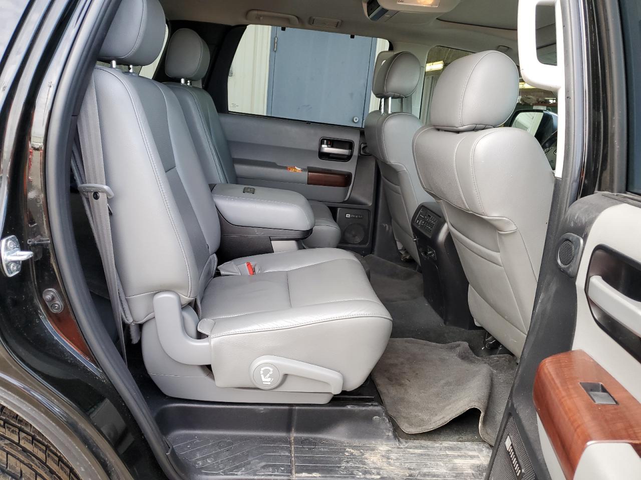 2014 Toyota Sequoia VIN 5TDDW5G13ES093998 Copart auction photo, front end damage thumbnail 11