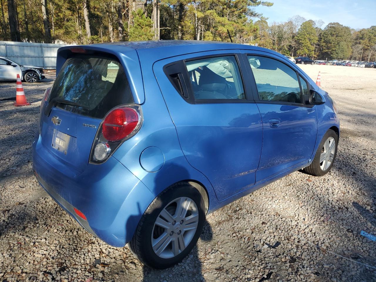 2015 Chevrolet Spark VIN KL8CD6S93FC738472 Copart auction photo, side / rear end damage thumbnail 3