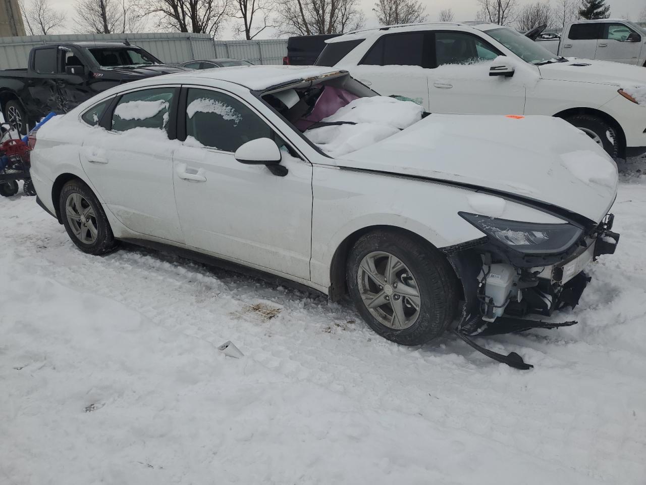 2022 Hyundai Sonata VIN 5NPEG4JA2NH133370 Copart auction photo, front end / side damage thumbnail 4