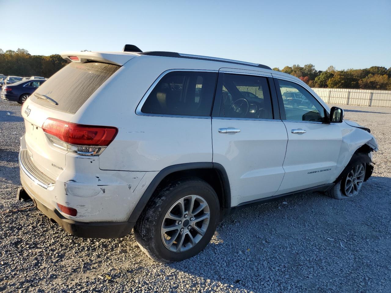 2015 Jeep Grand Cherokee VIN 1C4RJEBG9FC719265 Copart auction photo, front end / rear end damage thumbnail 3