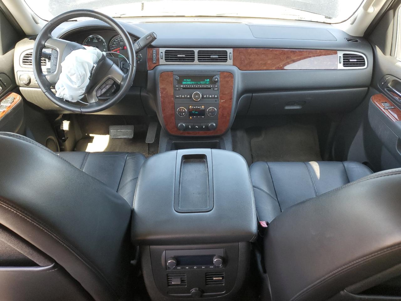 2013 Chevrolet Avalanche VIN 3GNTKFE76DG179301 Copart auction photo, front end / side damage thumbnail 8
