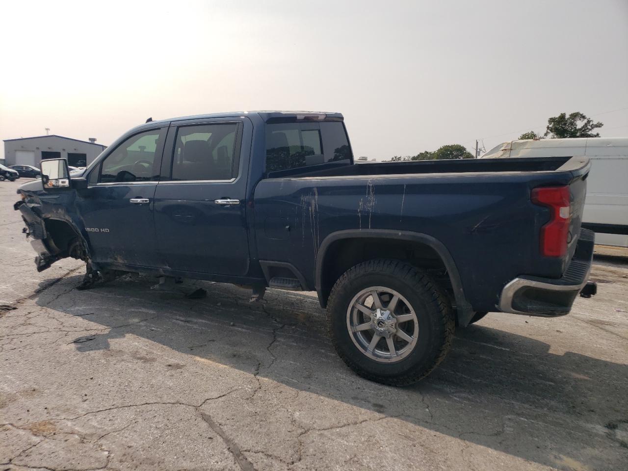 2022 Chevrolet Silverado VIN 2GC4YUEY0N1204440 Copart auction photo, front end damage thumbnail 2