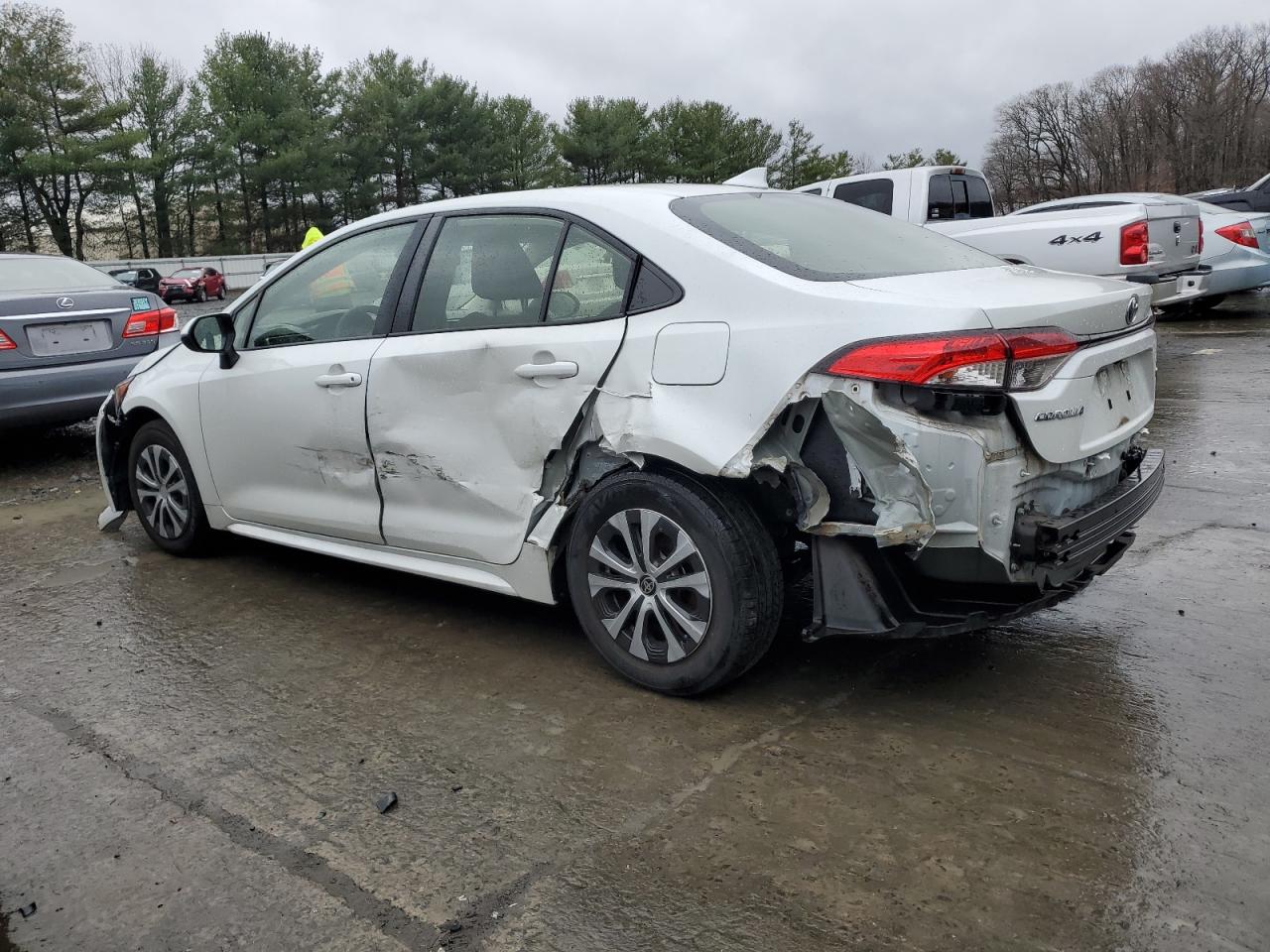 2022 Toyota Corolla VIN JTDEAMDE0NJ041035 Copart auction photo, rear end damage thumbnail 2