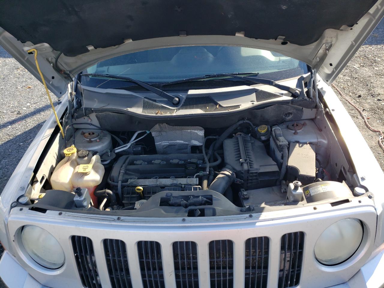 2010 Jeep Liberty (Patriot) VIN 1J4NT2GA9AD506311 Copart auction photo, mechanical damage thumbnail 12