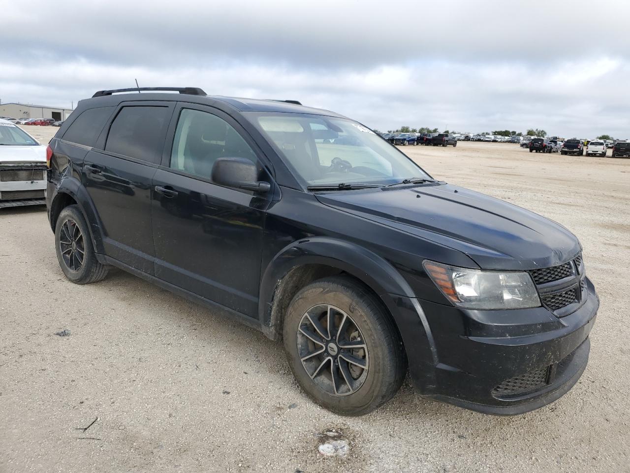 2018 Dodge Journey VIN 3C4PDCAB3JT303427 Copart auction photo, minor dent/scratches damage thumbnail 4