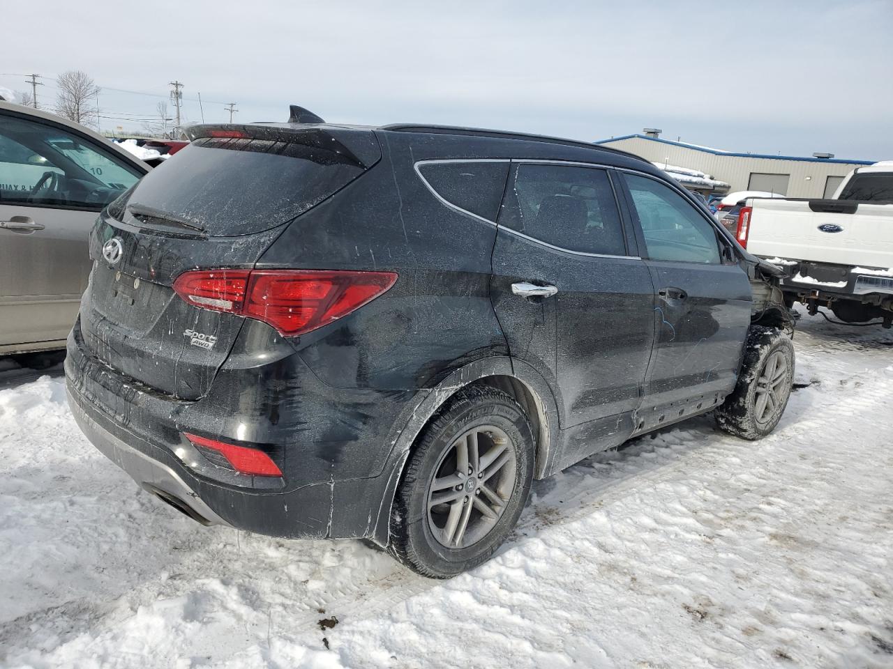 2017 Hyundai Santa Fe VIN 5NMZUDLB7HH003571 Copart auction photo, front end damage thumbnail 3