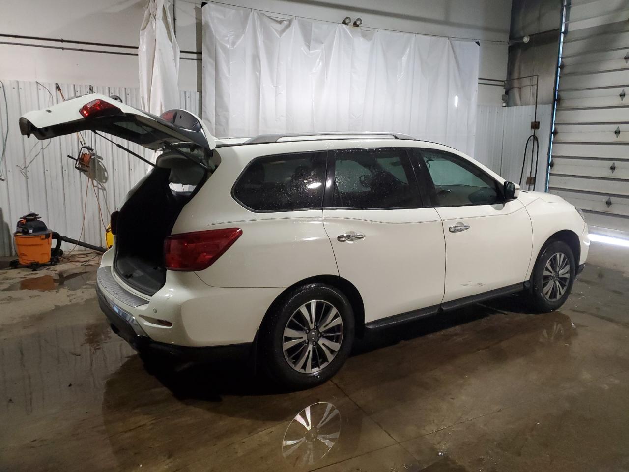 2020 Nissan Pathfinder VIN 5N1DR2AM4LC634379 Copart auction photo, side / rear end damage thumbnail 3