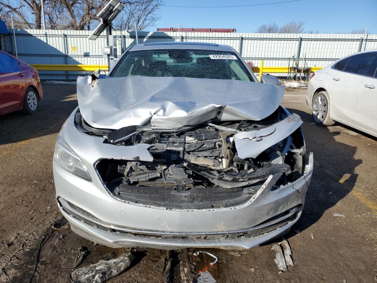 2017 Buick LaCrosse VIN 1G4ZR5SS5HU119705 Copart auction photo, front end damage thumbnail 5
