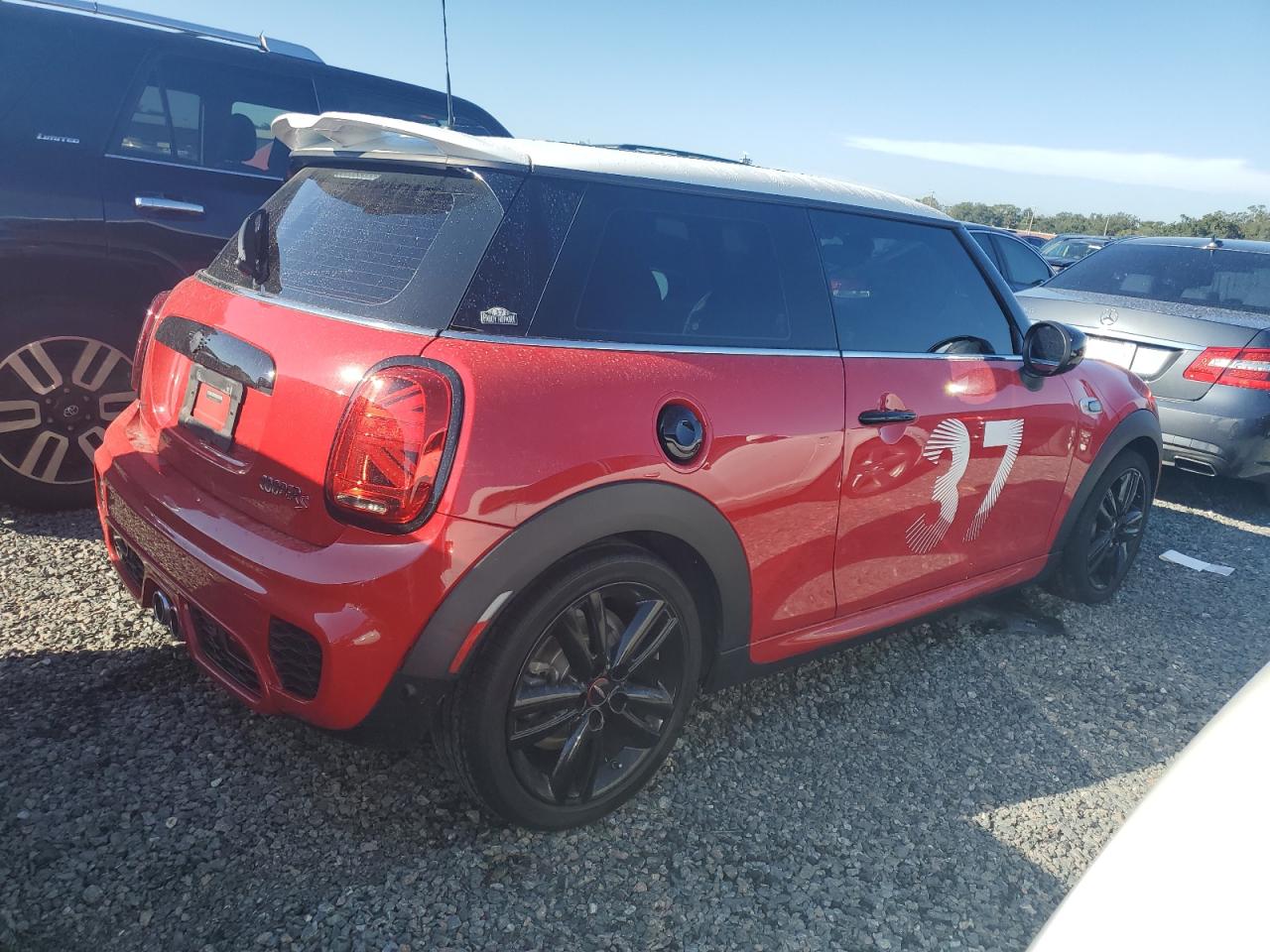 2021 MINI Cooper VIN WMWXR5C08M2N86595 Copart auction photo, water/flood damage thumbnail 3