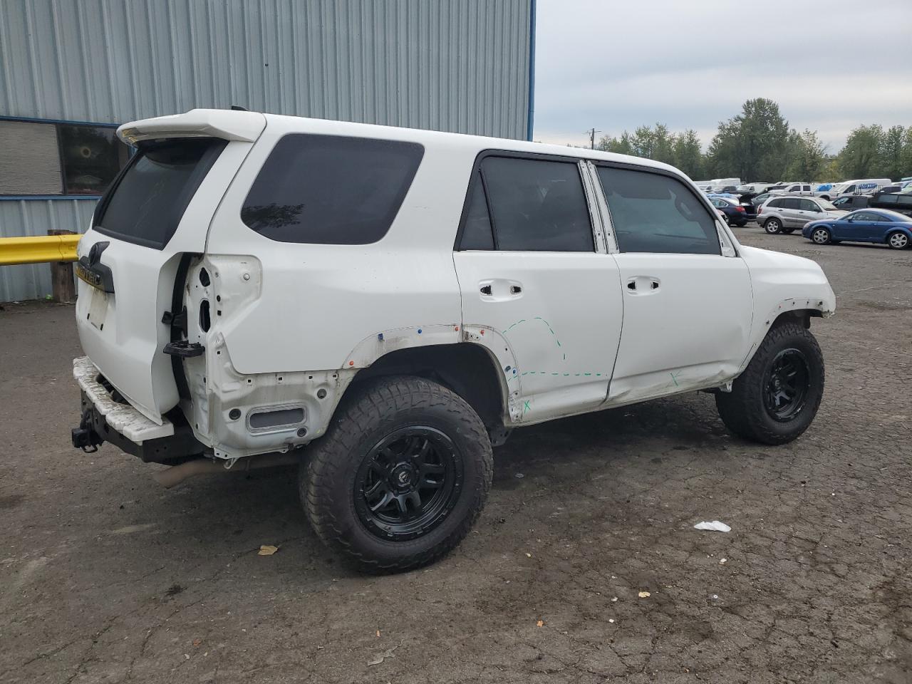 2021 Toyota 4Runner VIN JTERU5JR3M5958088 Copart auction photo, front end / rear end damage thumbnail 3