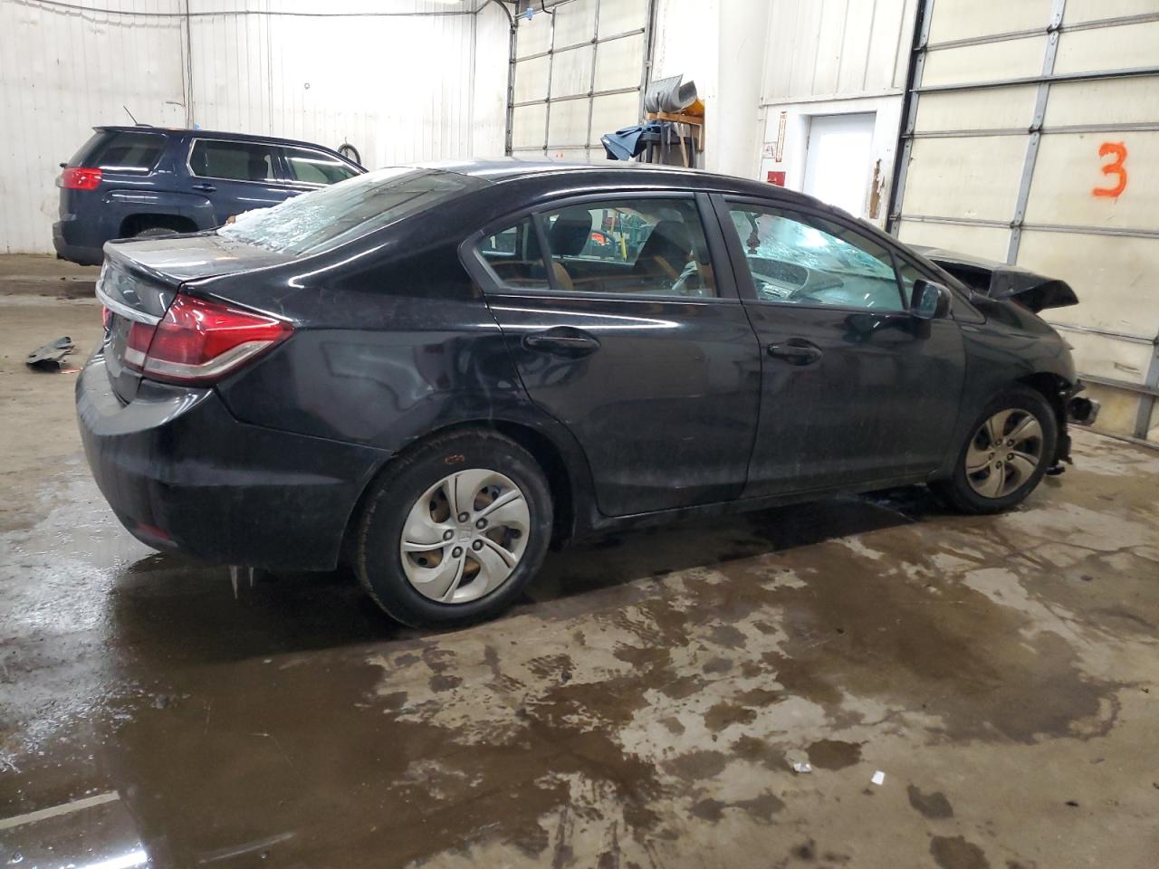 2014 Honda Civic VIN 19XFB2F58EE000040 Copart auction photo, front end / side damage thumbnail 3