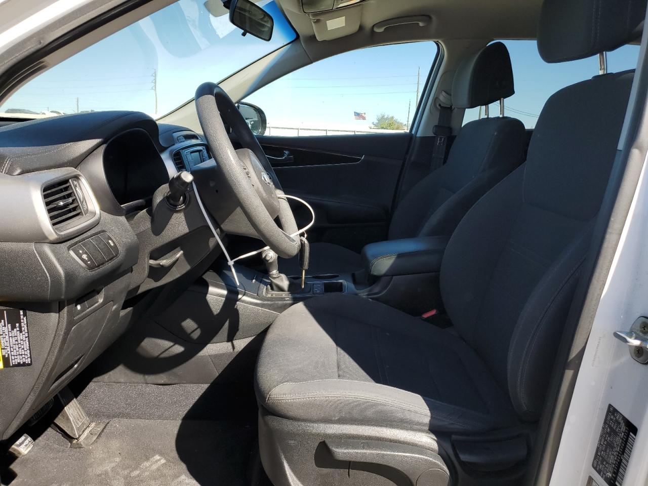 2017 KIA Sorento VIN 5XYPG4A3XHG248157 Copart auction photo, front end damage thumbnail 7