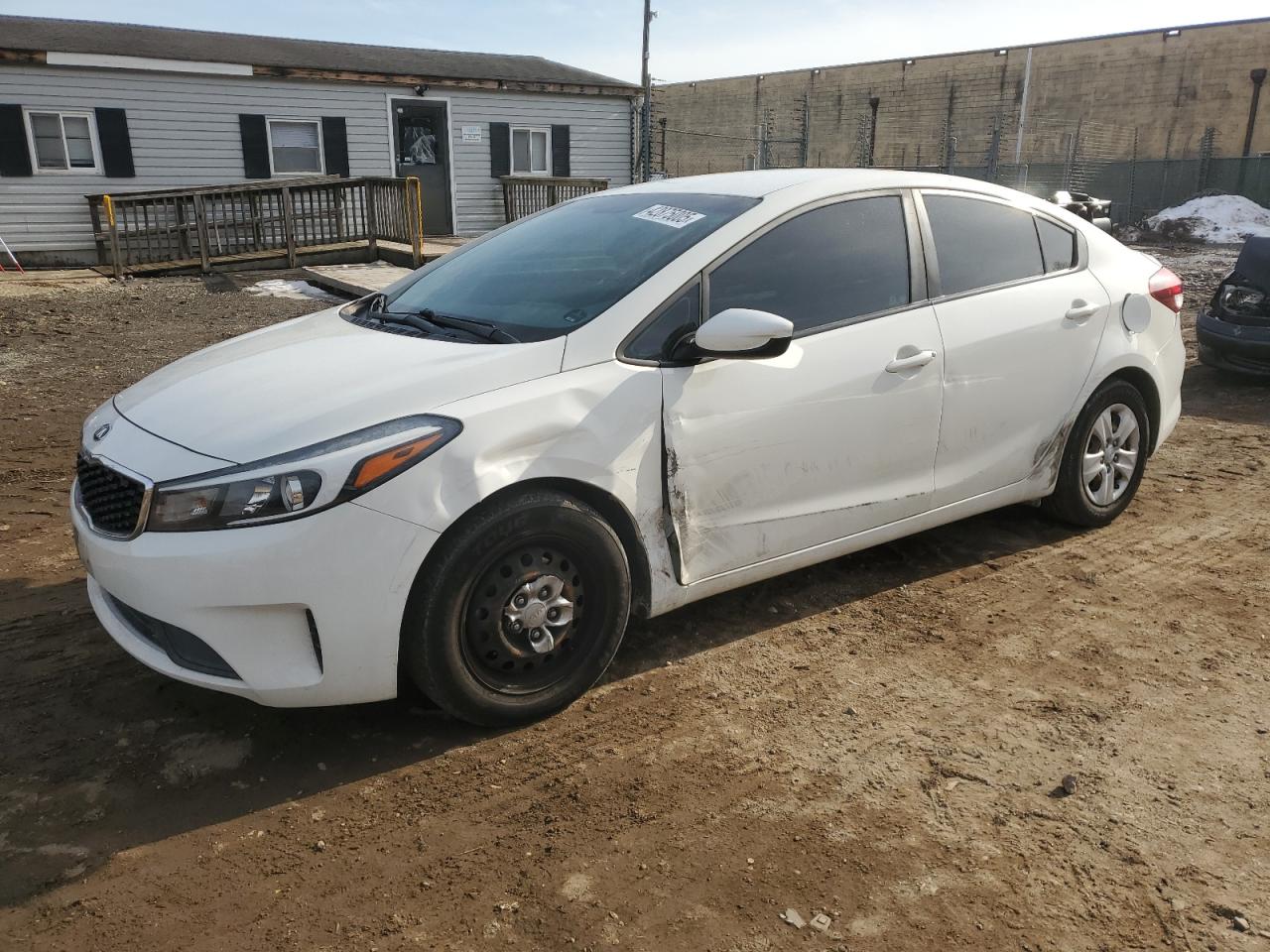 2018 KIA Forte VIN 3KPFK4A75JE270678