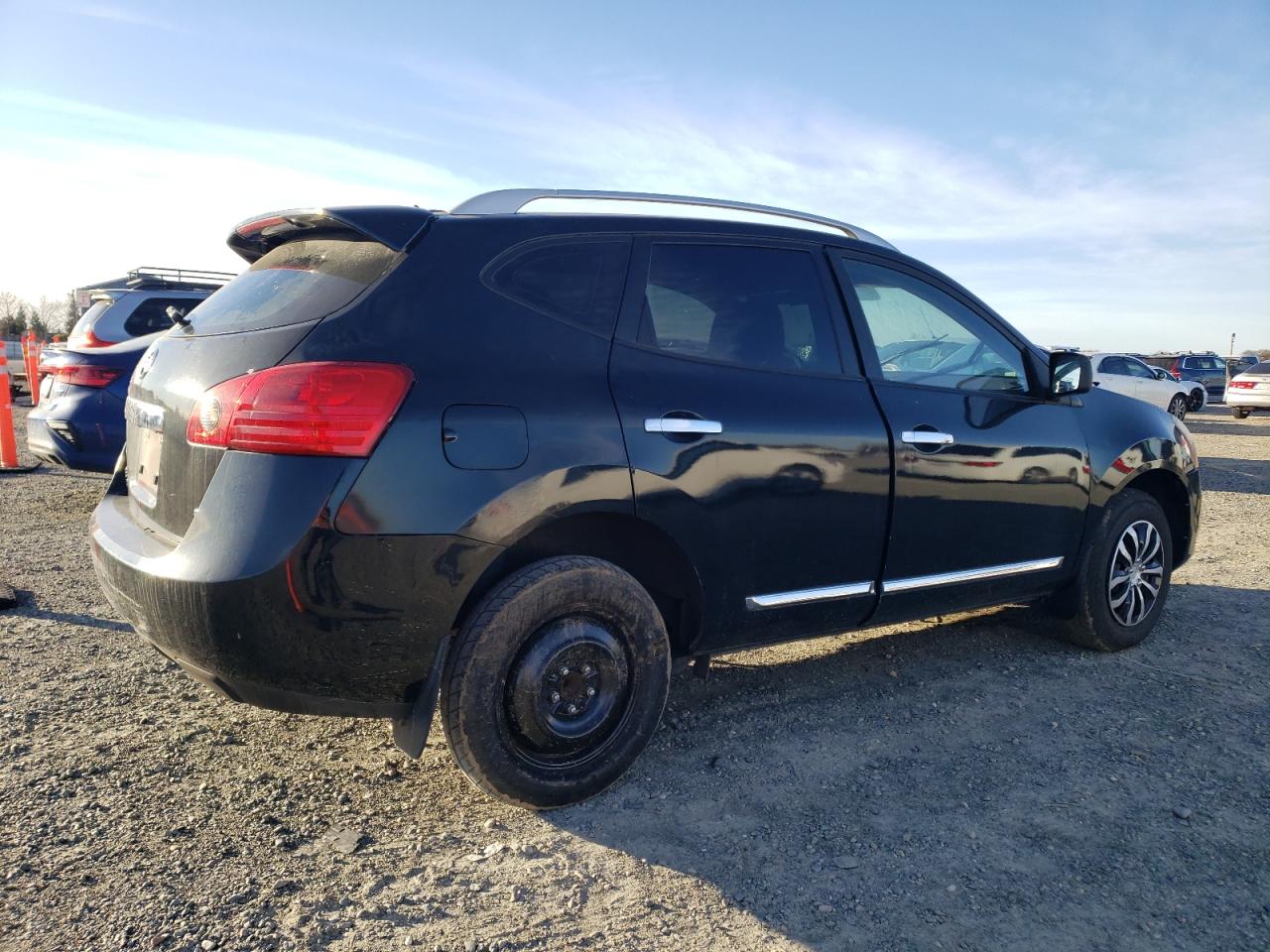 2015 Nissan Rogue VIN JN8AS5MTXFW162230 Copart auction photo, burn - interior / burn - engine damage thumbnail 3