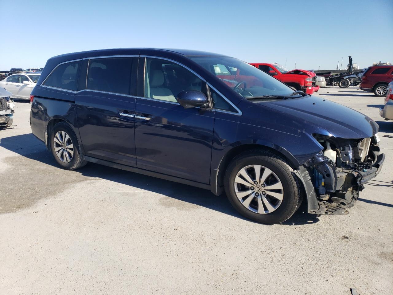 2014 Honda Odyssey VIN 5FNRL5H4XEB097011 Copart auction photo, front end damage thumbnail 4