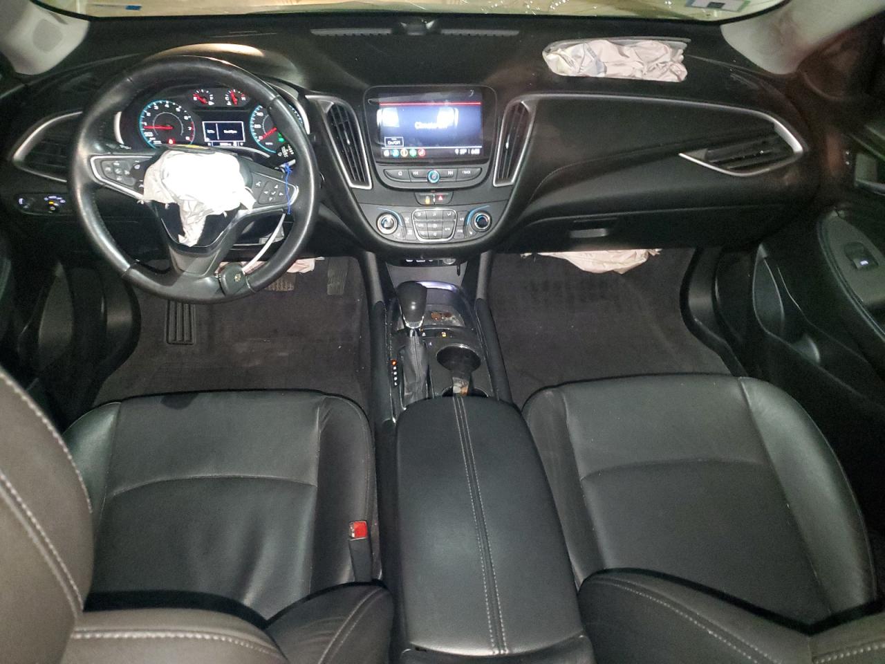 2022 Chevrolet Malibu VIN 1G1ZD5ST3NF101658 Copart auction photo, front end / minor dent/scratches damage thumbnail 8