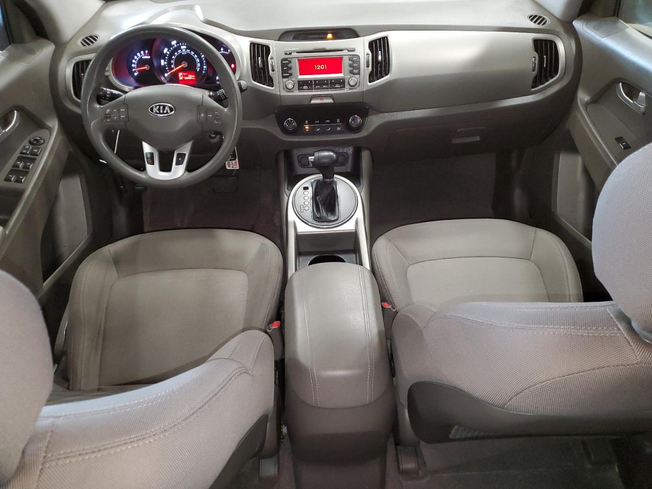 2011 KIA Sportage VIN KNDPB3A22B7151961 Copart auction photo, side / minor dent/scratches damage thumbnail 8