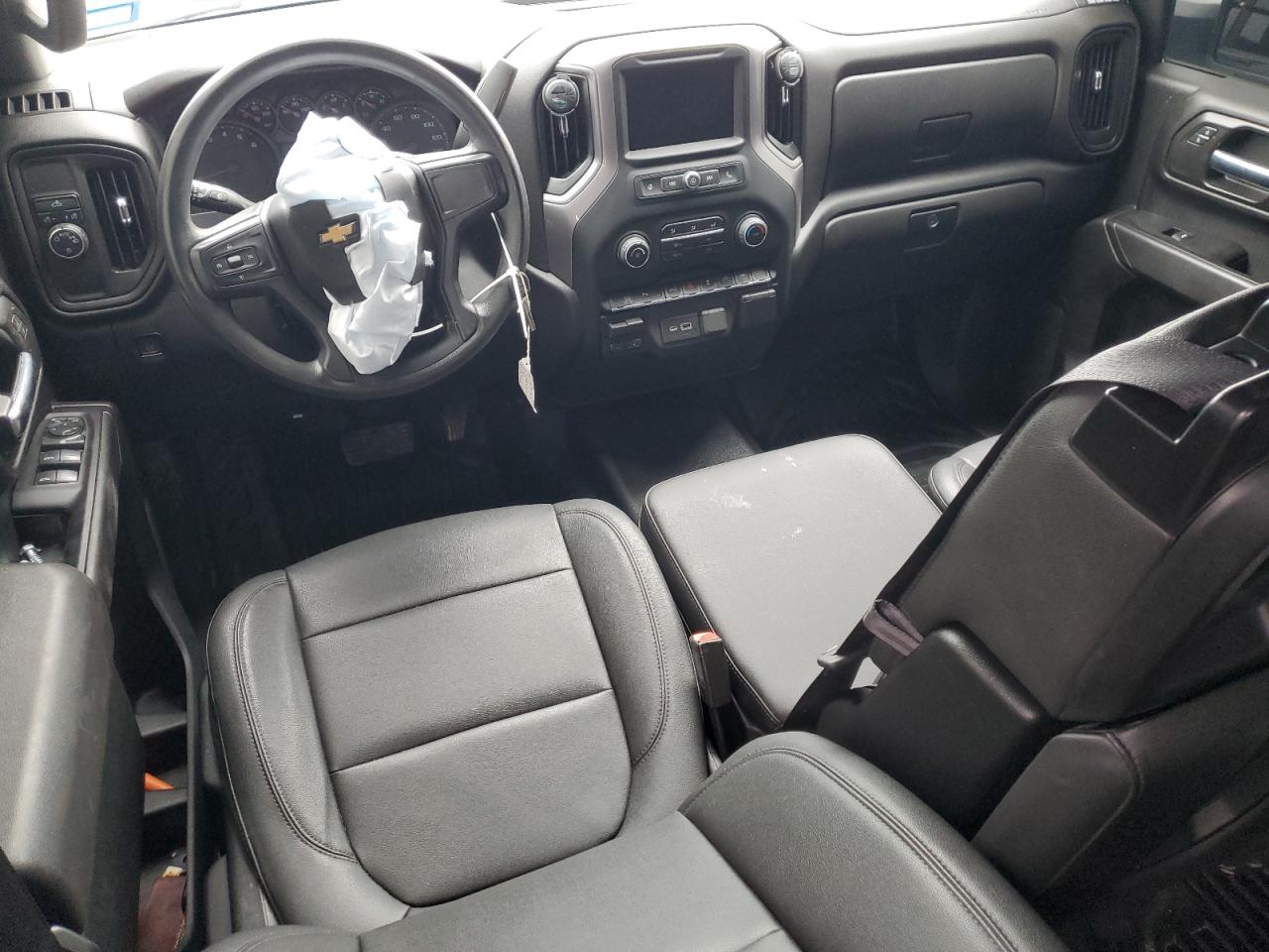 2022 Chevrolet Silverado VIN 1GC4WLE72NF261609 Copart auction photo, front end / minor dent/scratches damage thumbnail 8