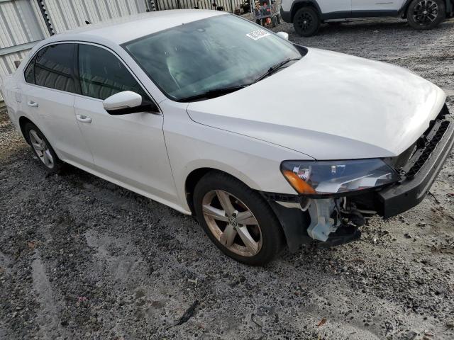 2015 Volkswagen Passat VIN 1VWBV7A31FC058232 Copart auction photo, front end damage thumbnail 4