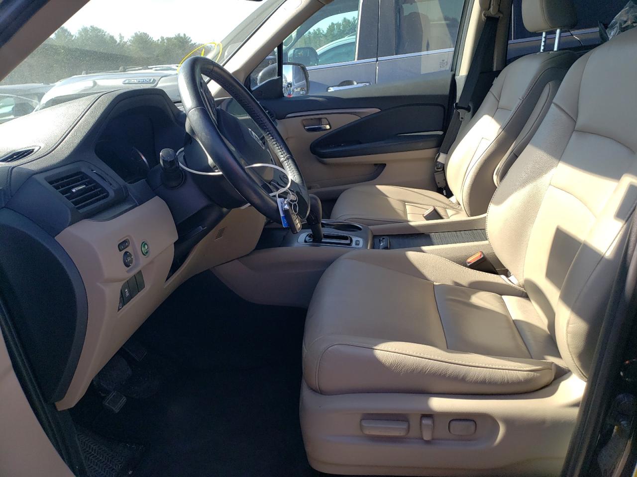 2019 Honda Pilot VIN 5FNYF6H55KB018938 Copart auction photo, front end / minor dent/scratches damage thumbnail 7