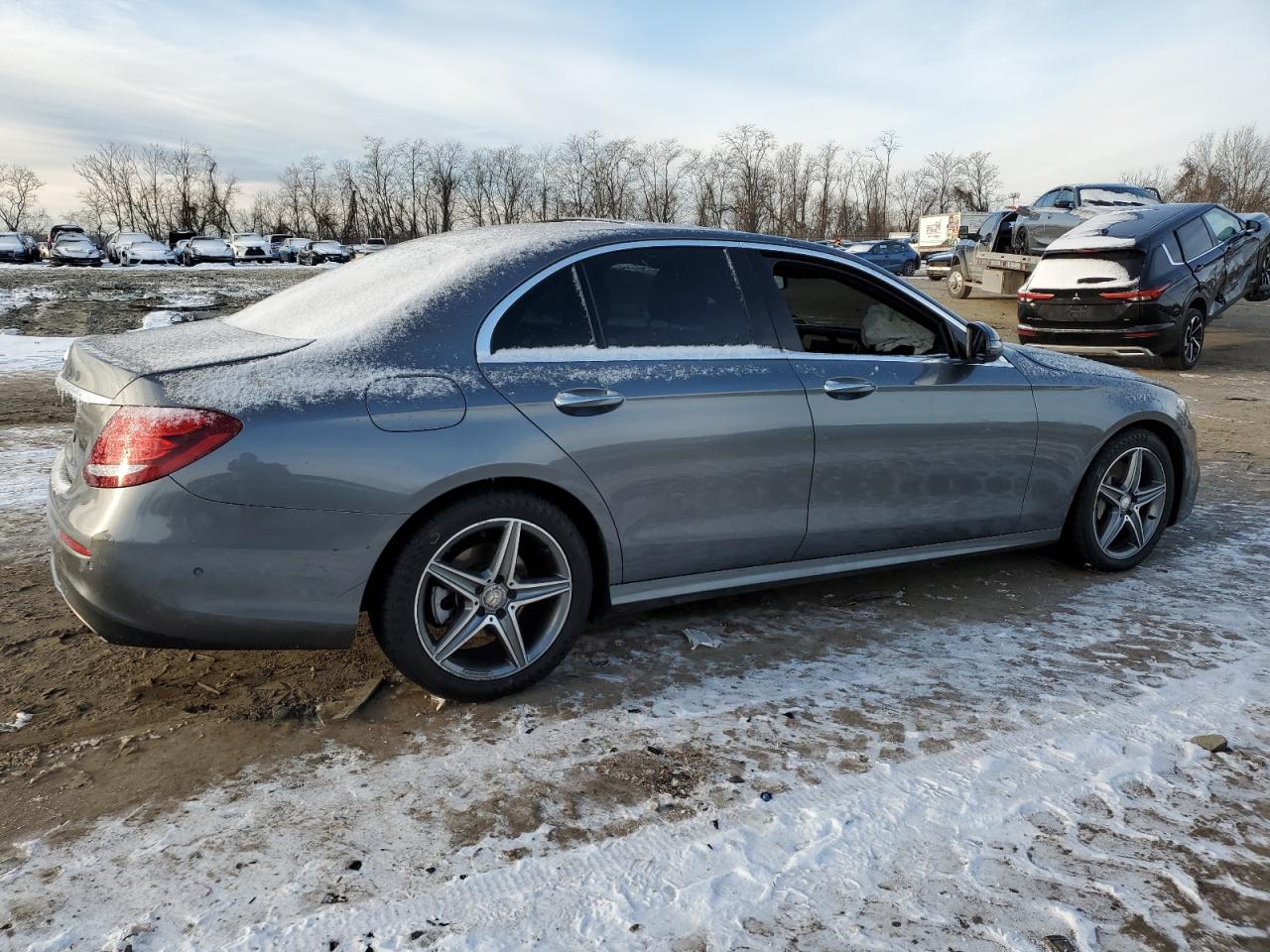 2017 Mercedes-Benz E-klasse VIN WDDZF4KBXHA013958 Copart auction photo, front end damage thumbnail 3